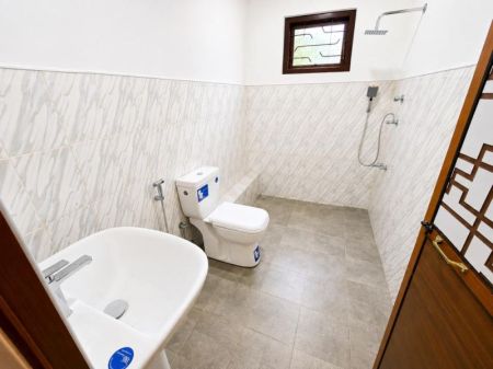Bathroom - House for Sale in Negombo  (SSPH-437)