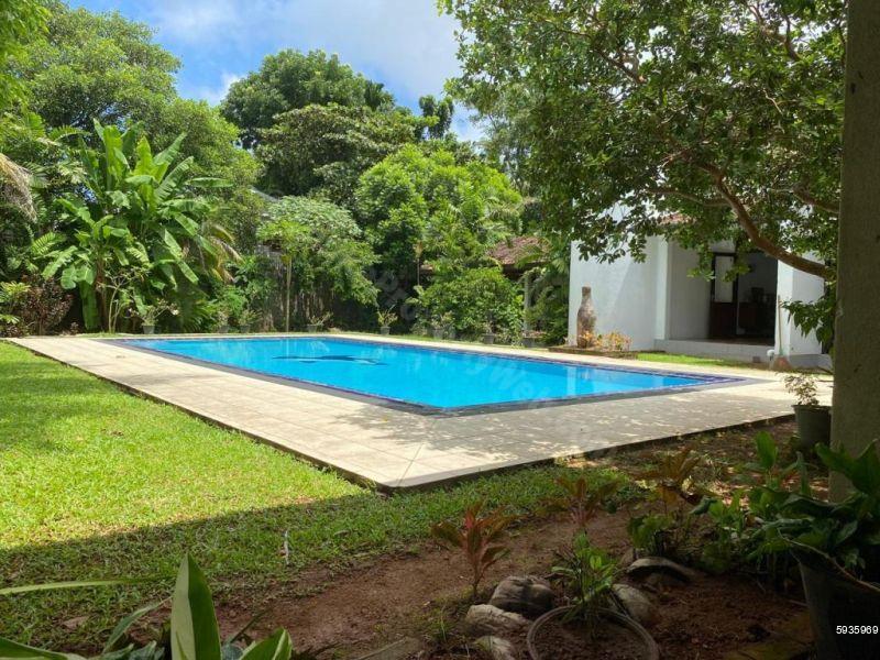 Exterior - House for sale in Nugegoda