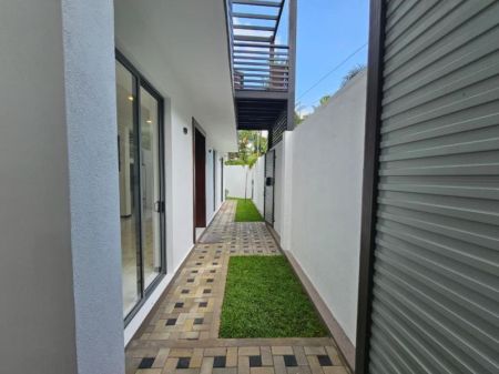 Exterior - 4 Bedroom Brand New Luxury House for Sale in Kottawa, Siddamulla | LKR 47 Million  (HS4862)