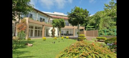 Exterior - Luxury 4 Bedroom Villa for Rent in  Panadura facing Bolgoda lake | LKR 400,000 Per Month (VL4863)
