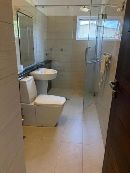 Bathroom - 2 Bedroom Apartment for Sale in Castle Regency, Kotte| LKR 43 Million (AP4864)