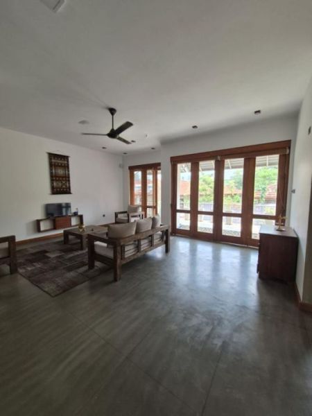 Living Room - 5 Bedroom Luxury Residence for Rent – Pelawatte | LKR 1,000,000 / Month (EM184RK)