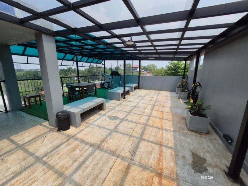 Living Room - House for rent in Pelawatte