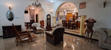 Living Room - Luxury Family Residence for Sale in Kirulapona