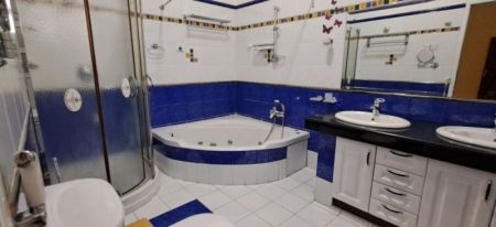 Bathroom - Luxury Family Residence for Sale in Kirulapona
