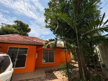Exterior - (PR1016) Spacious House for Rent in Nawala