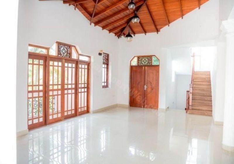 House for sale in Moratuwa