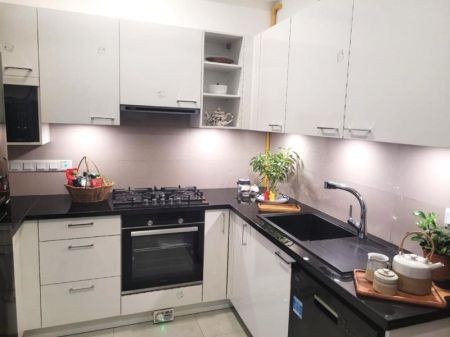Kitchen - Fully Furnished 3-Bedroom Apartment for Sale – Iconic Galaxy, Rajagiriya