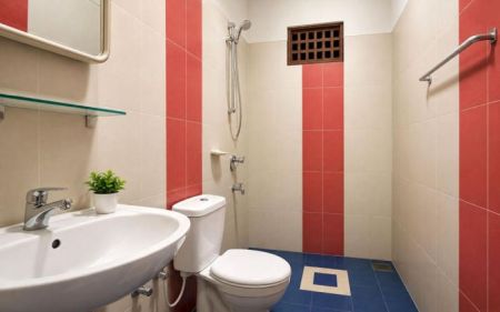 Bathroom - Well maintained 2-Storey House for Sale – Gonahena Road, Kadawatha.