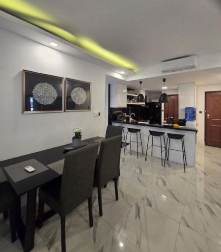 Dining room - Apartment For Sale in Colombo 03 