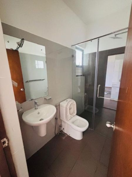 Bathroom - 2-Bedroom Brand-New Apartment | Canterbury Golf Resort, Kahathuduwa | SA01578