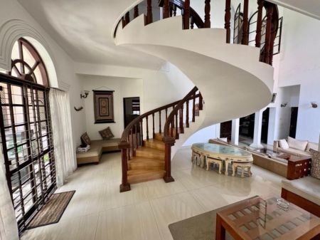 Living Room - Modern Luxury House for Sale in Colombo 4 - PDH258