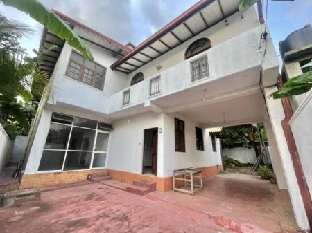 Exterior - 5 Bedroom House for Sale at Wattala