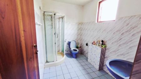 Bathroom - 6 BR House for Sale in Malabe – PDH339