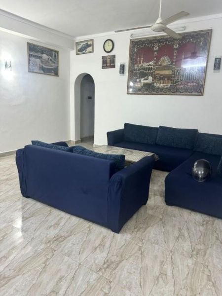 Living Room - 5 BR House For Sale in Dehiwala - PDH270