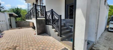 Exterior - 4 Bedrooms House For Sale in Battaramulla  - PDH273