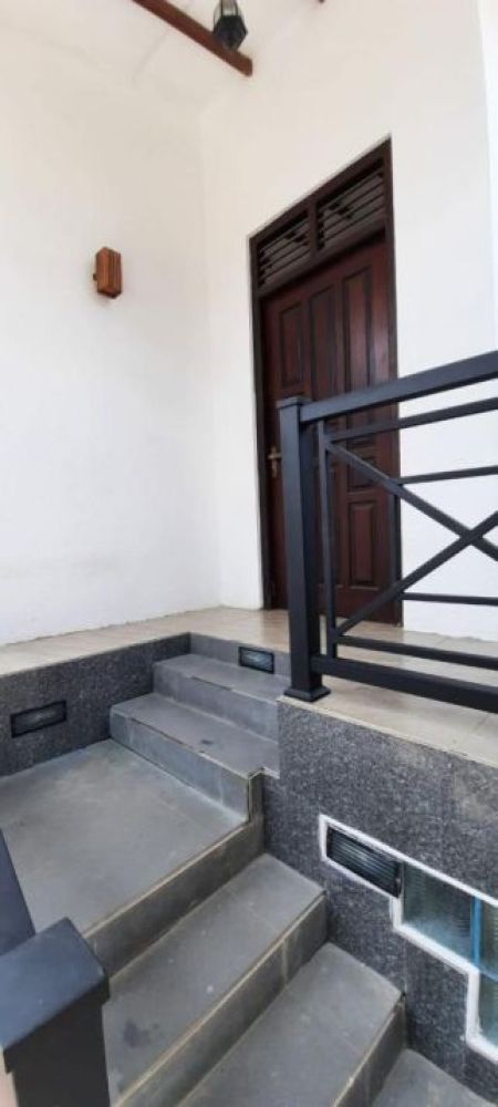 Living Room - 4 Bedrooms House For Sale in Battaramulla  - PDH273
