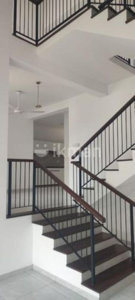 Living Room - House Rent In Malabe ( File No 5571b) In Prime Land Waterfall Residence