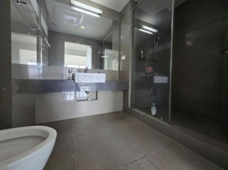Bathroom - Clearpoint - 03 Bedroom Unfurnished Apartment for Sale in Rajagiriya (A5876)