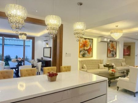 Living Room - Luxury House for Sale in Battaramulla – PDH371