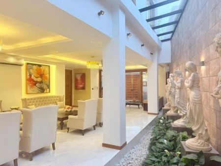 Exterior - Luxury House for Sale in Battaramulla – PDH371