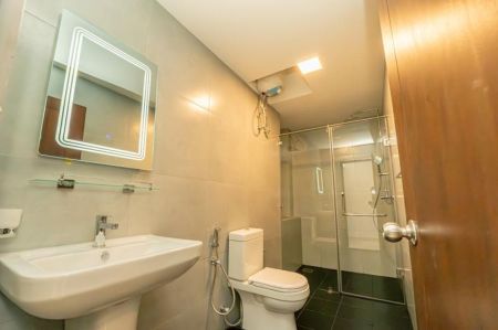 Bathroom - Brand New Three Bed 2 bath Apartment Fully Furnished Maid room Colombo 3 Close Astoria 