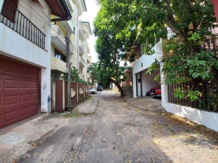 Exterior - House for sale in Colombo 7 