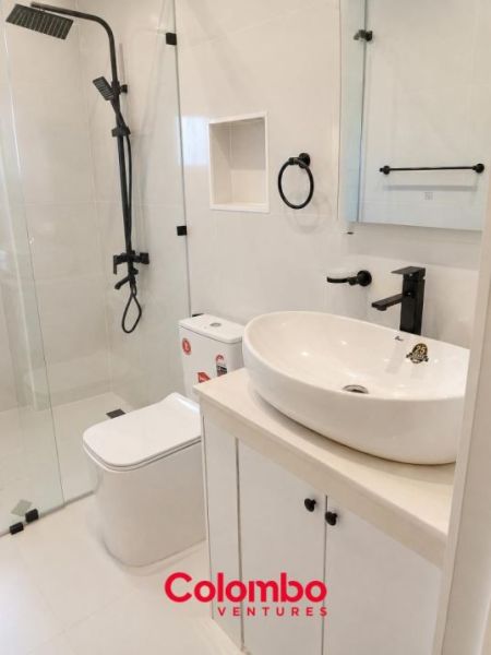 Bathroom - BAMBA FLAT - 2 Room Unfurnished Modern Apartment for RENT –  Bambalapitiya, Col.4  (AR225)