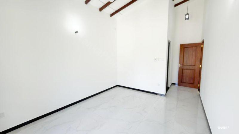 House for sale in Kottawa
