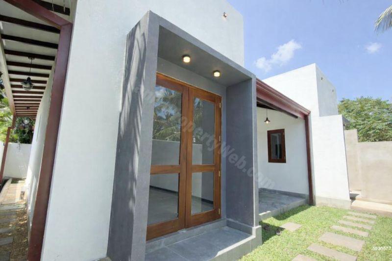 Exterior - House for sale in Kottawa