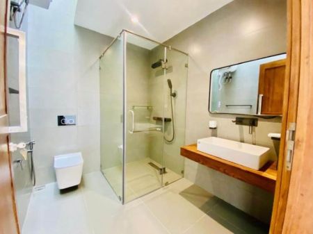Bathroom - (AH205) Luxury Tow Storey House for Sale in Katubedda