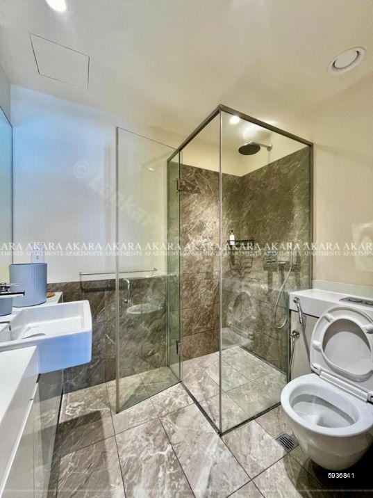 Bathroom - Apartment for sale in Colombo 2