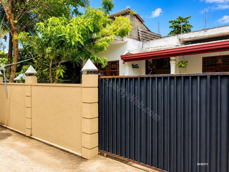 Exterior - House for sale in Panadura