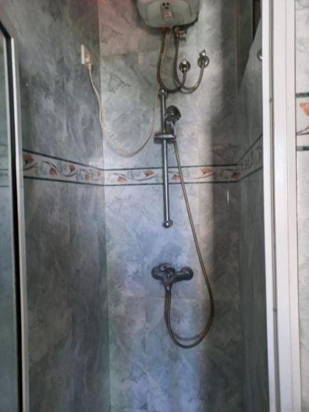 Bathroom - 3 BR Luxury Apartment for rent in Colombo 4 