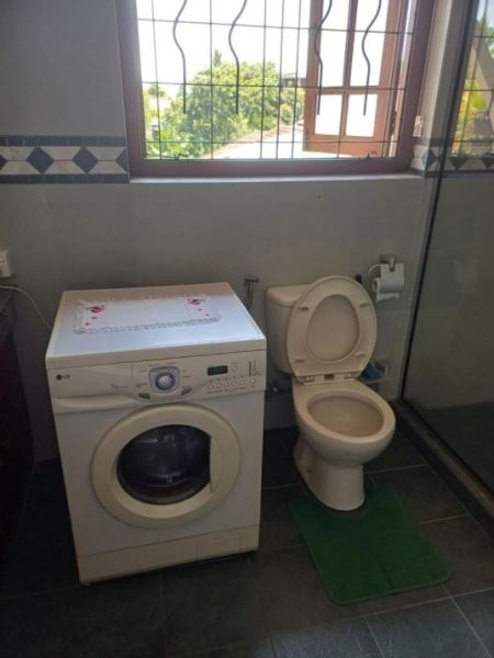 Bathroom - House For Sale – Kohuwala