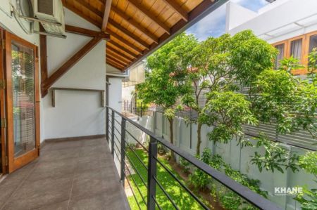 Exterior - Spacious House for Rent in Fife Road, Colombo 05