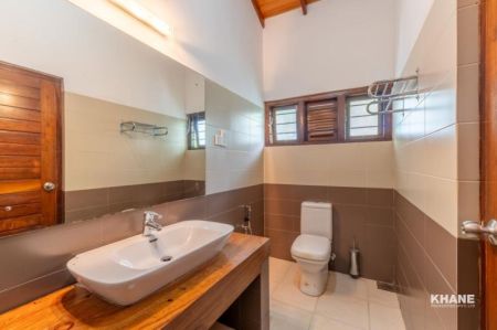 Bathroom - Spacious House for Rent in Fife Road, Colombo 05