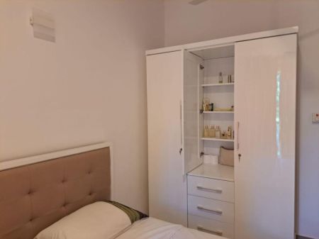 Bedroom - Luxury 2BR Apartment for sale in Athurugiriya 