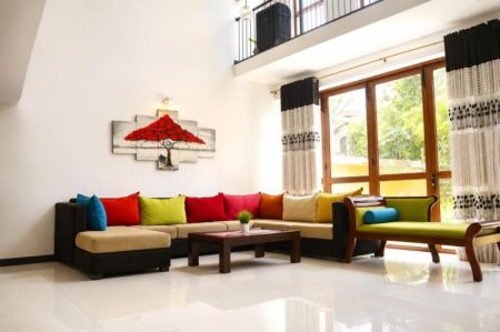 Living Room - 5-Bedroom House for Rent | Mulleriyawa New Town