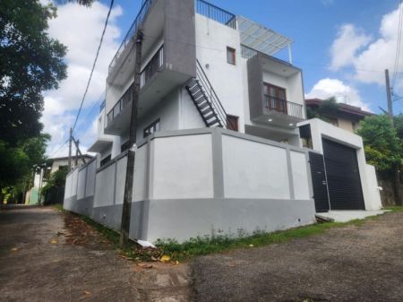 Exterior - Architect-designed 4 Bedroom Luxury House For Sale- Hokandara, Thalawathugoda