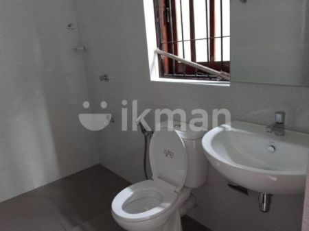 Bathroom - House Rent In Nugegoda ( File No 2501a/1) In Udahamulla Station Road