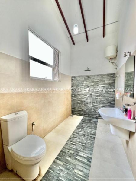 Bathroom - 5 Perches Furnished House for Rent - HL52166