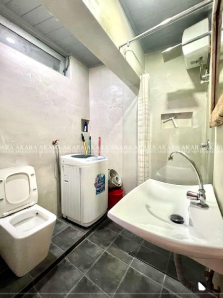 Bathroom - 13.59 Perches - Semi-Furnished House for Rent - HL51763