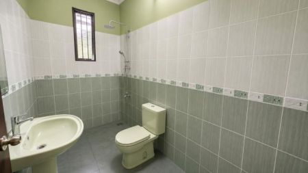 Bathroom - (DH1301) Single Storey House for Sale in Nugegoda