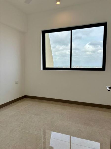 Bedroom - Luxury Brand New Apartment for Sale @ Marina Square Uptown in Col.15 for Rs.68 million