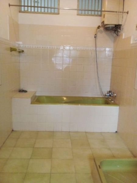 Bathroom - 22 Perches Unfurnished House for Rent - HL54568