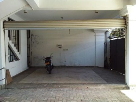 Exterior - 22 Perches Unfurnished House for Rent - HL54568