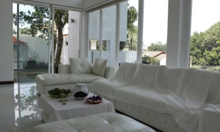 Living Room - 4 Bedroom Super Luxury House for Sale - Malabe | LKR 180 Million (EM997)