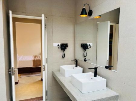 Bathroom - Luxury Villa for sale in Talpe 