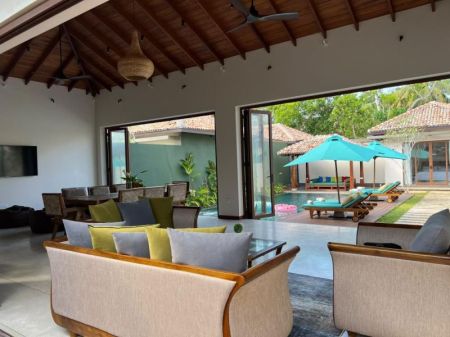 Living Room - Luxury Villa for sale in Talpe 